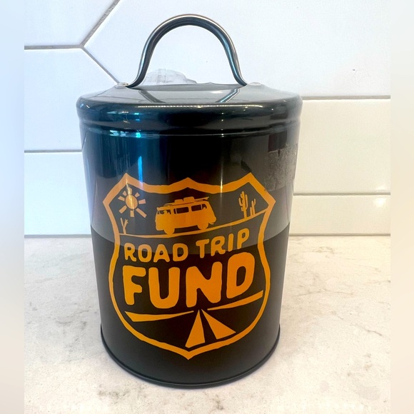 NWT SMARTGEAR “roadtrip” bank can and three auto gadgets - Picture 1 of 4